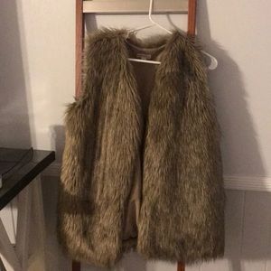Fur vest